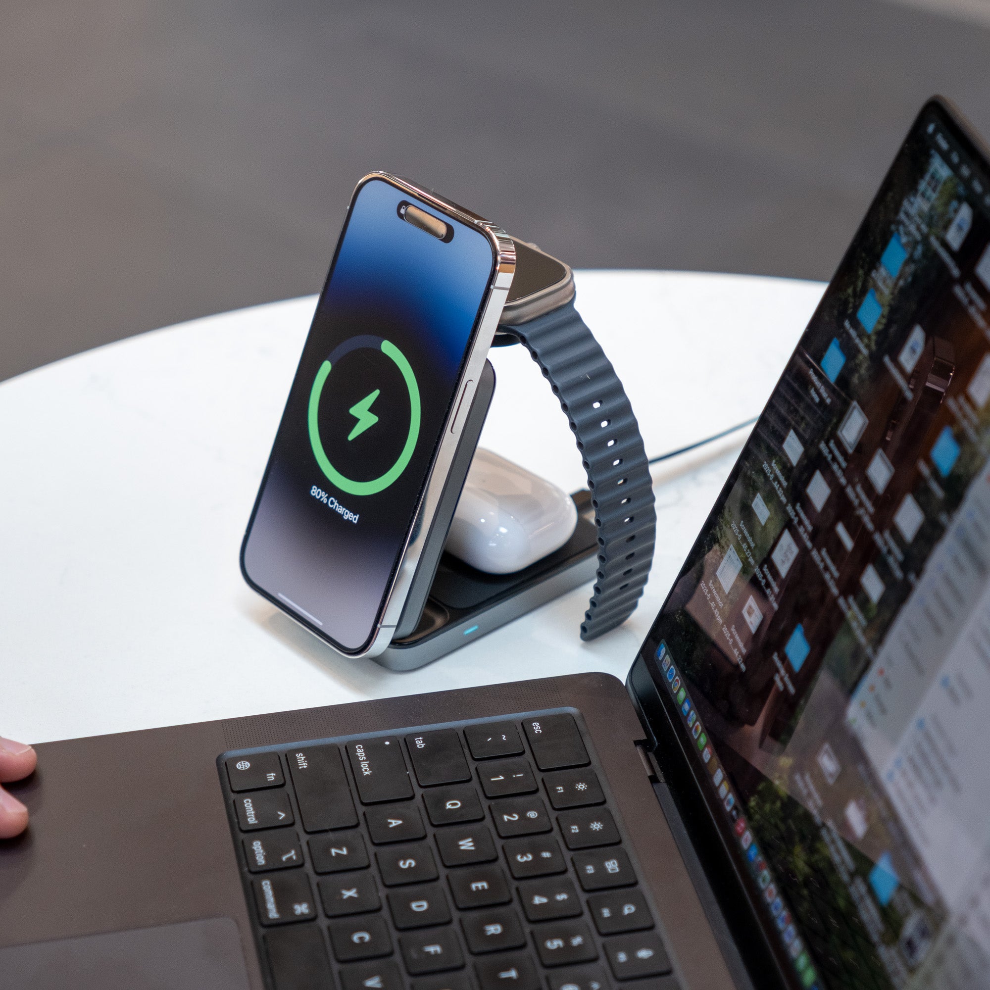 Premium iOS Tech & Travel Charging Bundle