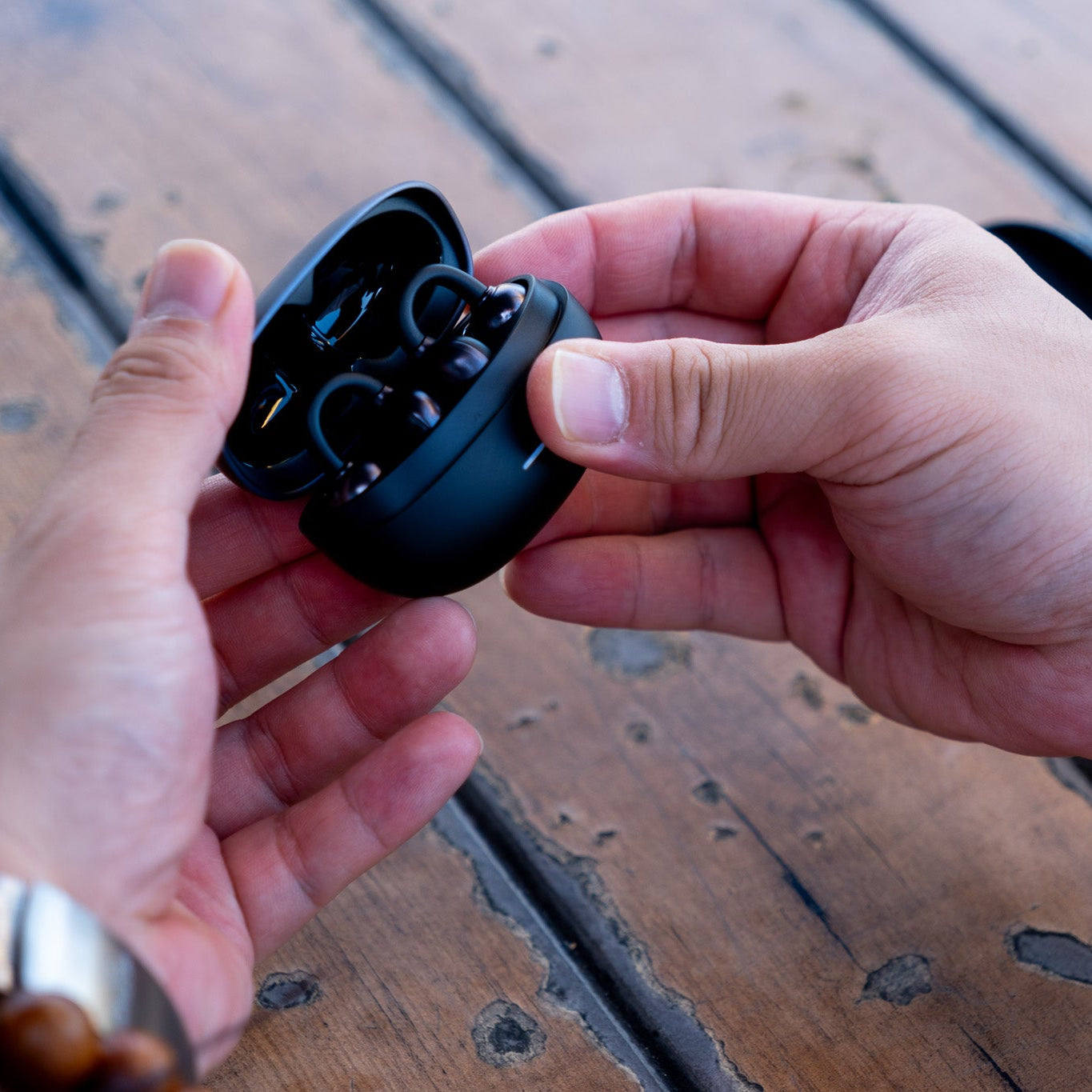 Tough On OpenClip | Open-Ear Clip-On Earbuds
