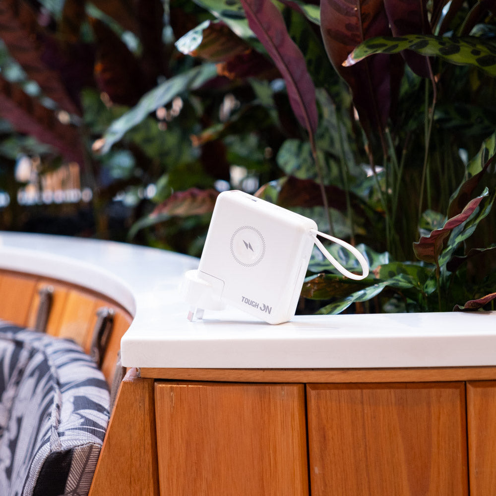 Tough On MagGo 5-in-1 Universal Travel Power Bank 10000mAh