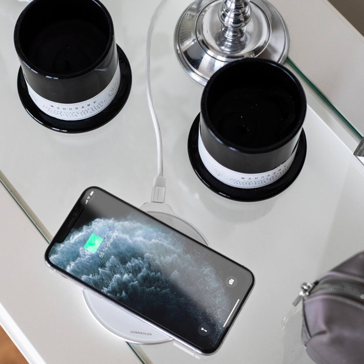Vonmahlen Aura Wireless Charging Pad Glass Black
