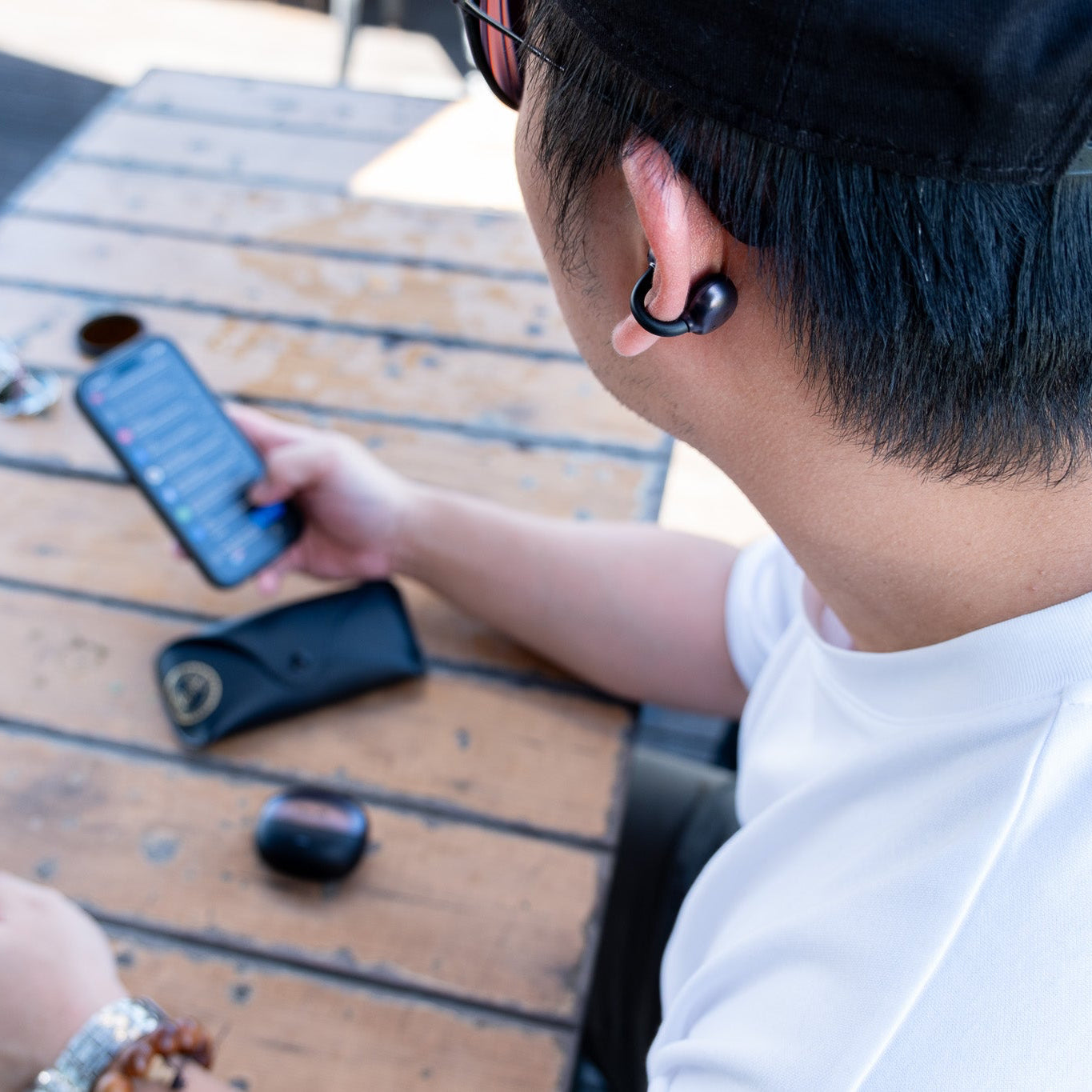 Tough On OpenClip | Open-Ear Clip-On Earbuds