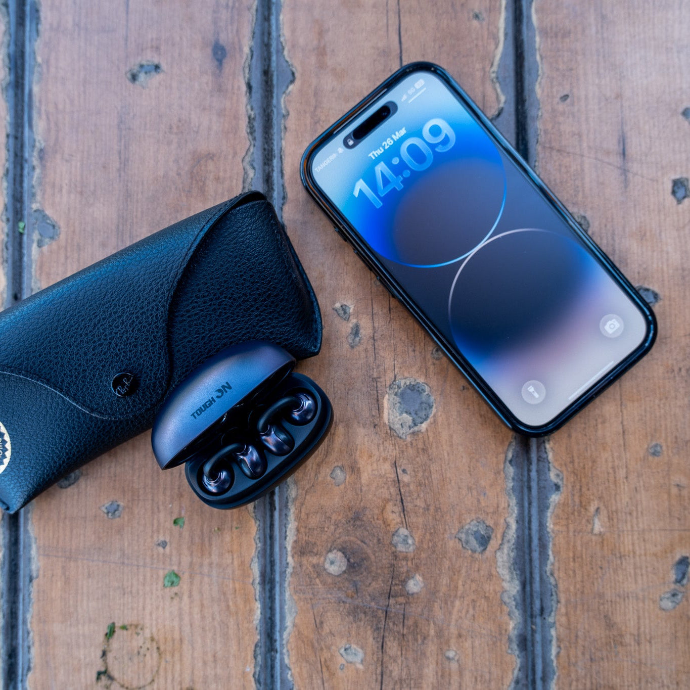 Tough On OpenClip | Open-Ear Clip-On Earbuds