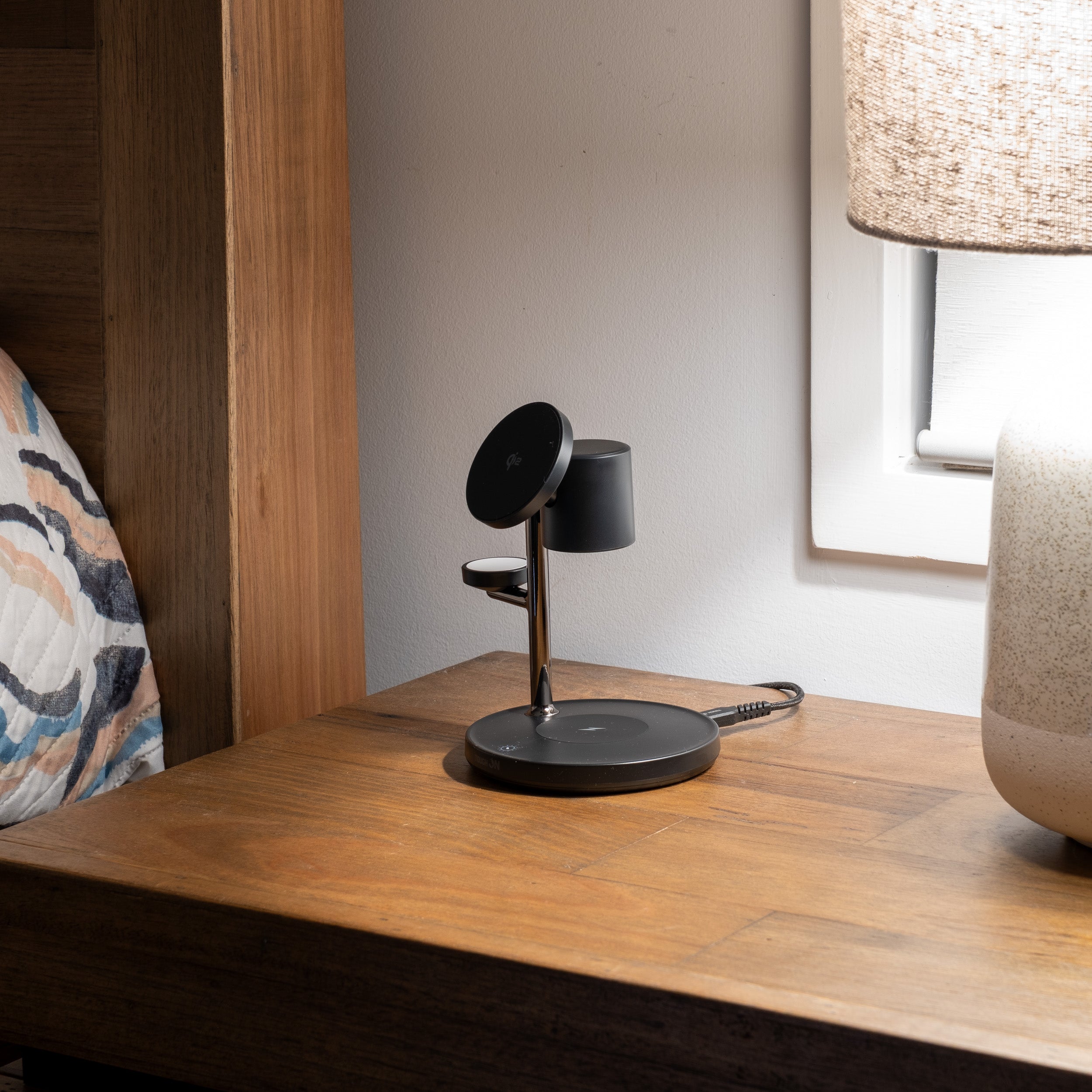 Tough On MagMore QI2 4-in-1 Wireless Charger