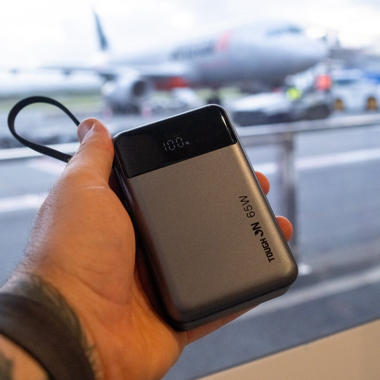 Tough On 65W 20000mAh Power Bank Built-in USB-C Cable