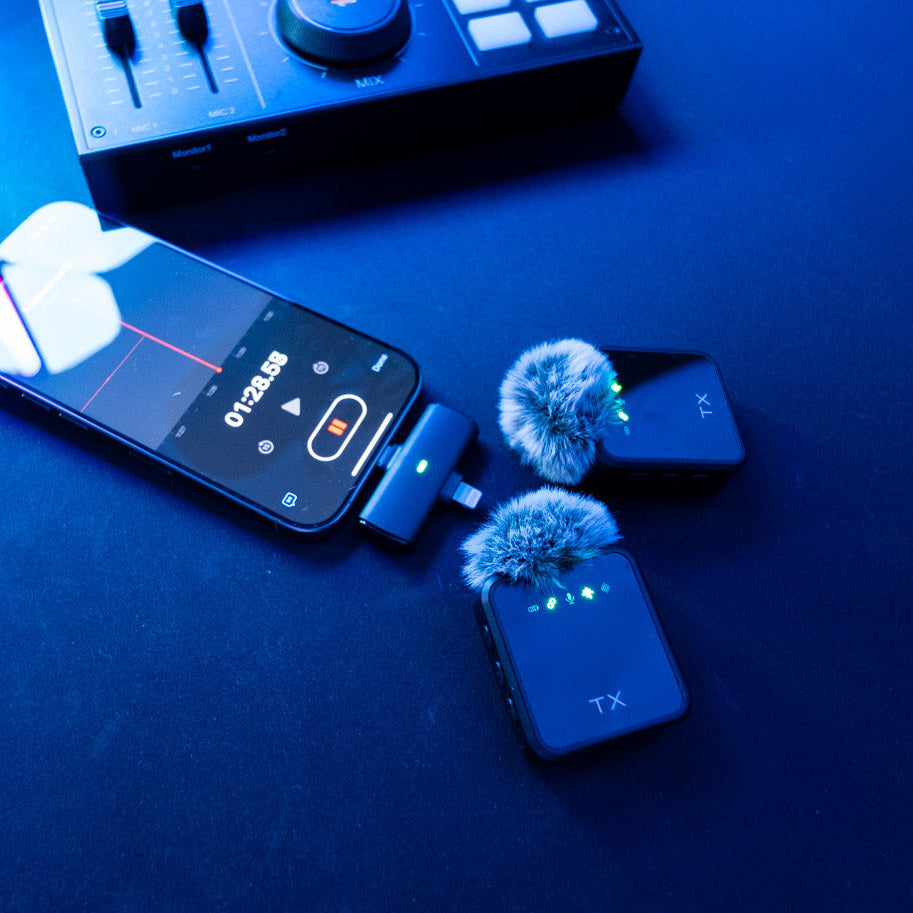 2 in 1 Wireless Microphone (lightning and USB-C adapter)